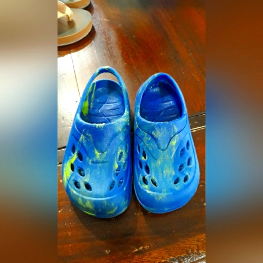 Toddler boys size 9 Nonmarking